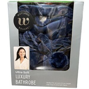 NWT Wayland Square Women's Ultra Soft Luxury‎ Bathrobe One Size Blue